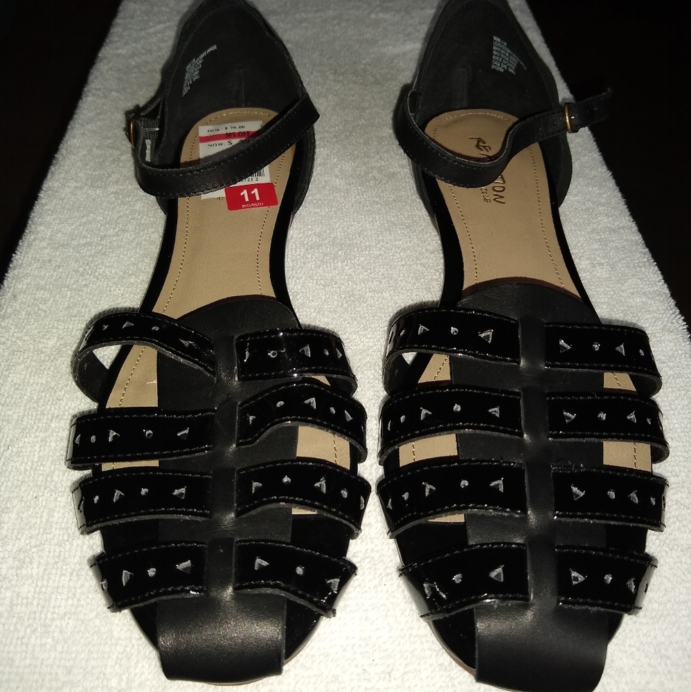 Kenneth Cole Reaction "Call the Ball" sandal black